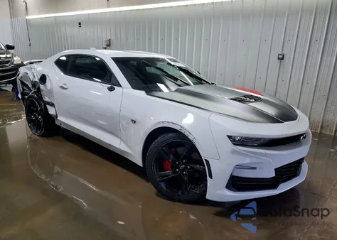 2022 Chevrolet Camaro Lt1 z USA, uszkodzony, nr VIN 1G1FF1R71N0131307